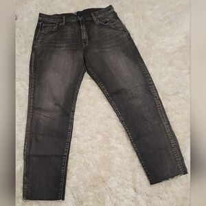 Gap High-rise Stretch Distressed Vintage Black Tapered Leg Crop Jean Sz. 30x26